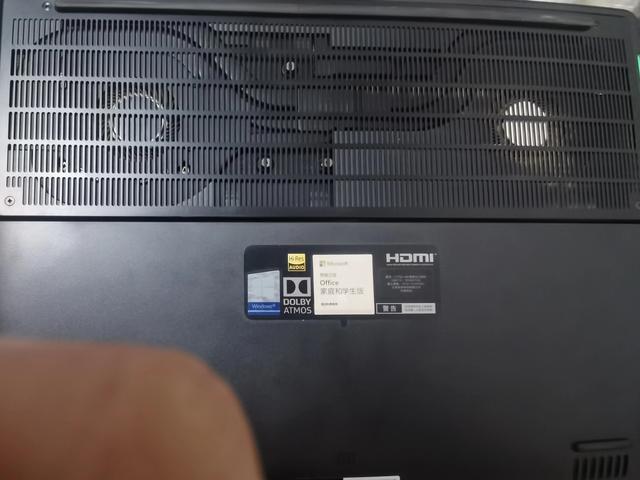 笔记本电脑的散热器（笔记本电脑的散热器一直响）